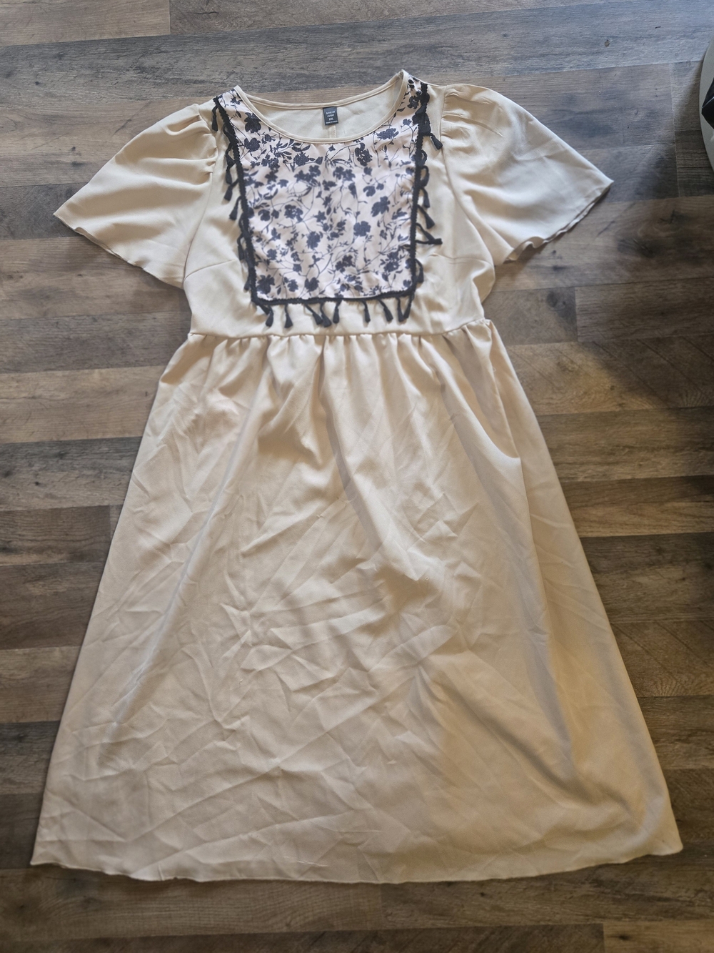 SHEIN Cream Midi Dress with Black-Trim Floral Bib